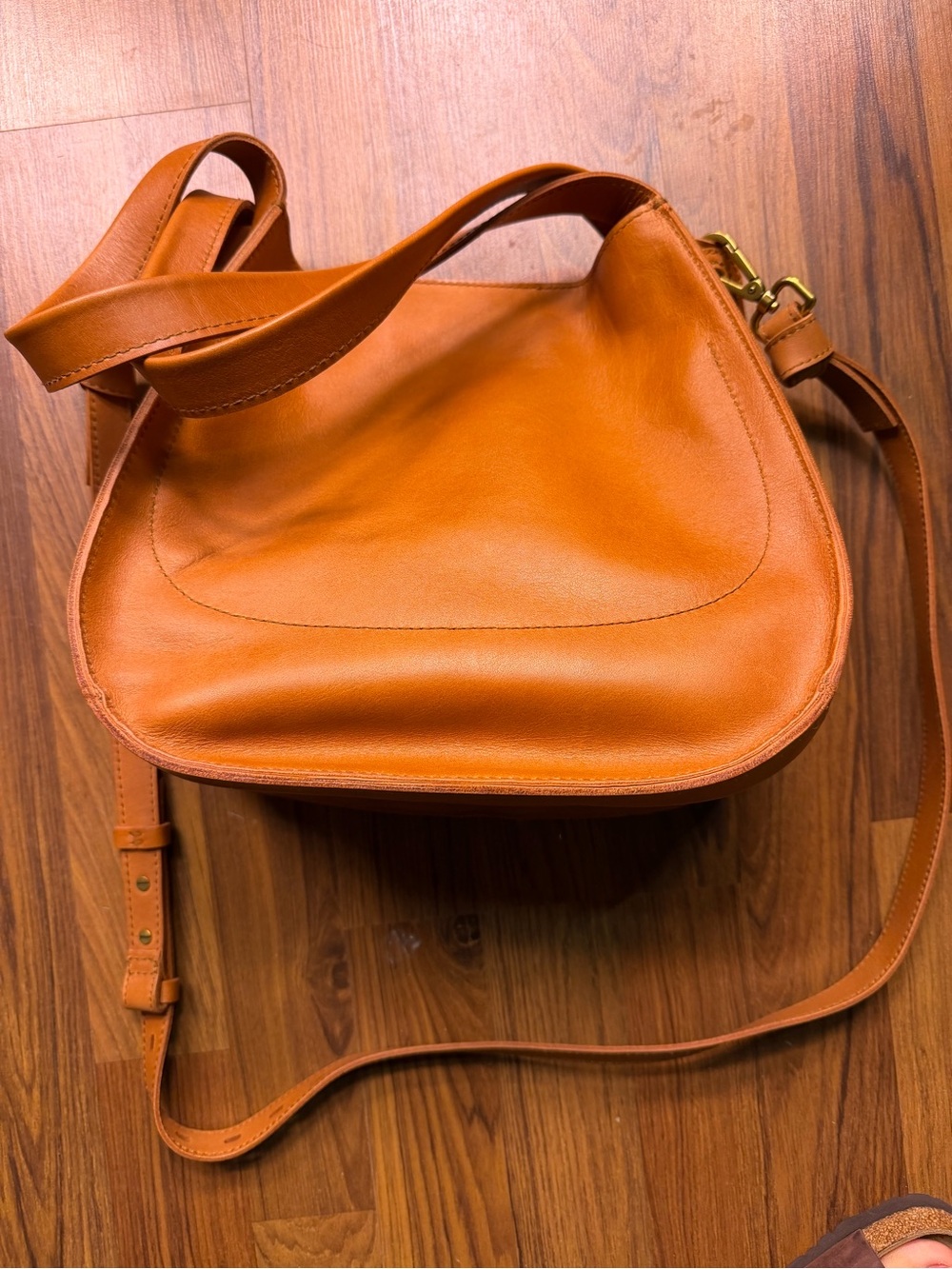 Madewell Saddle Hobo Bag Crossbody in Caramel